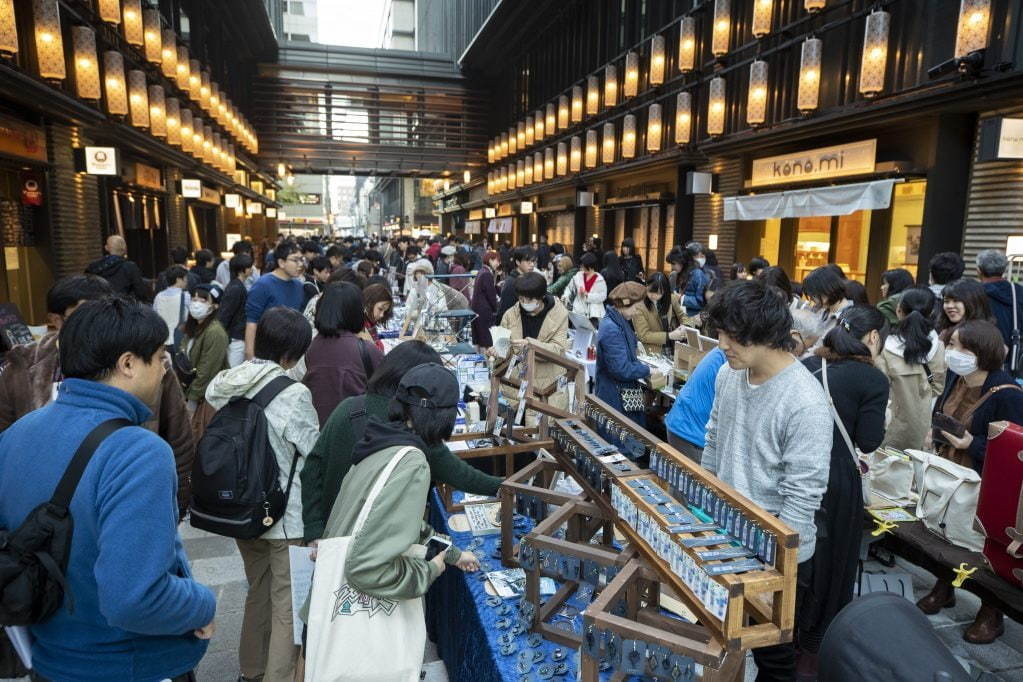 「宙フェス2020東京日本橋」“宇宙＆星空”テーマの野外イベント、アクセサリーやアート販売｜写真7