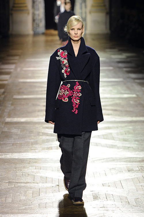 ドリス ヴァン ノッテン(DRIES VAN NOTEN) 2013-14年秋冬ウィメンズコレクション  - 写真1