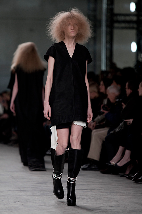 リック・オウエンス(Rick Owens) 2013-14年秋冬ウィメンズコレクション  - 写真17