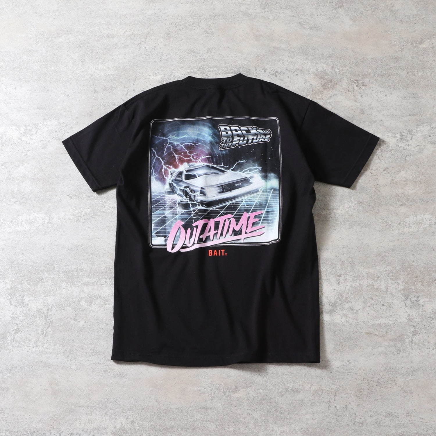 OUTATIME Tシャツ 5,800円＋税