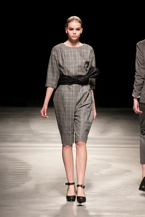 ザ ドレス アンド コー ヒデアキ サカグチ(The Dress & Co. HIDEAKI SAKAGUCHI) 2013-14年秋冬ウィメンズコレクション  - 写真12