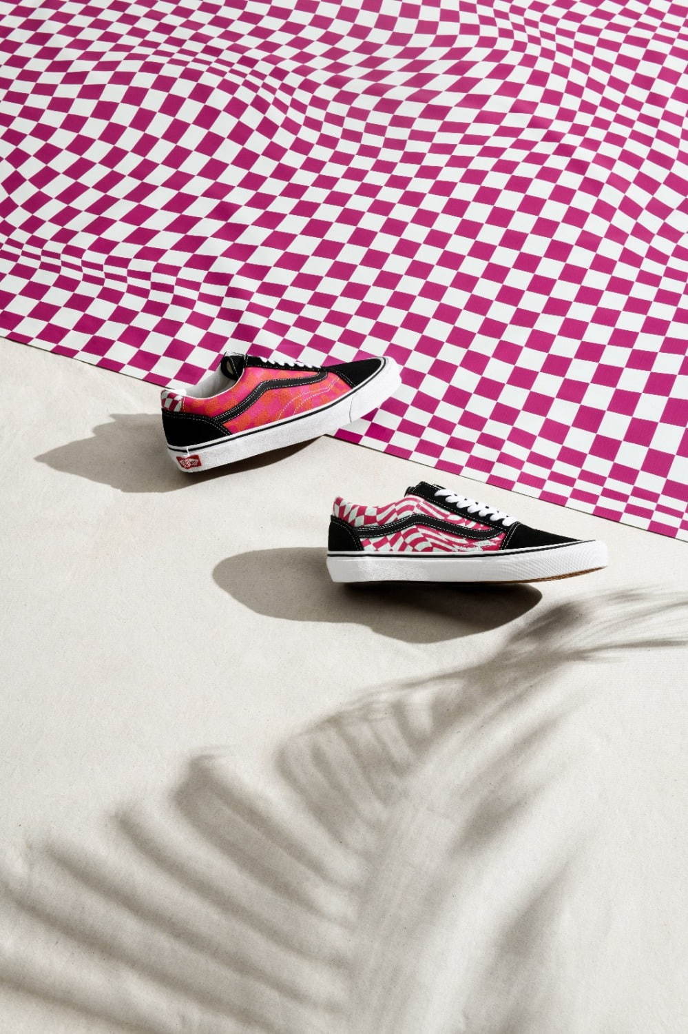 VANS定番スニーカーを“ツイスト”、サイケデリックカラーのオールドスクールやエラ｜写真11