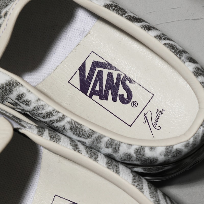 ニードルズ×VANSのスリッポンスニーカー、レオパード＆ゼブラの左右非対称プリント｜写真3