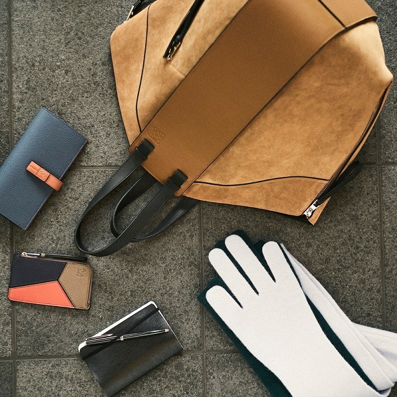 ロエベ(LOEWE) ハンモック｜写真1