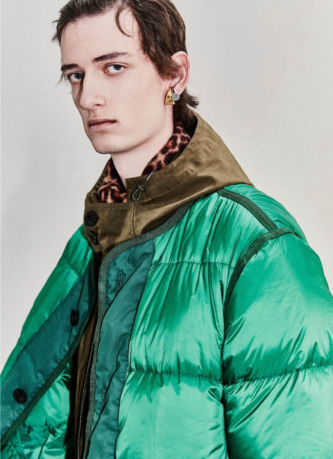 sacai×伊ブランド・テンシー“ハイブリッド”メンズミリタリーウェア、左右非対称モッズコートなど｜写真28