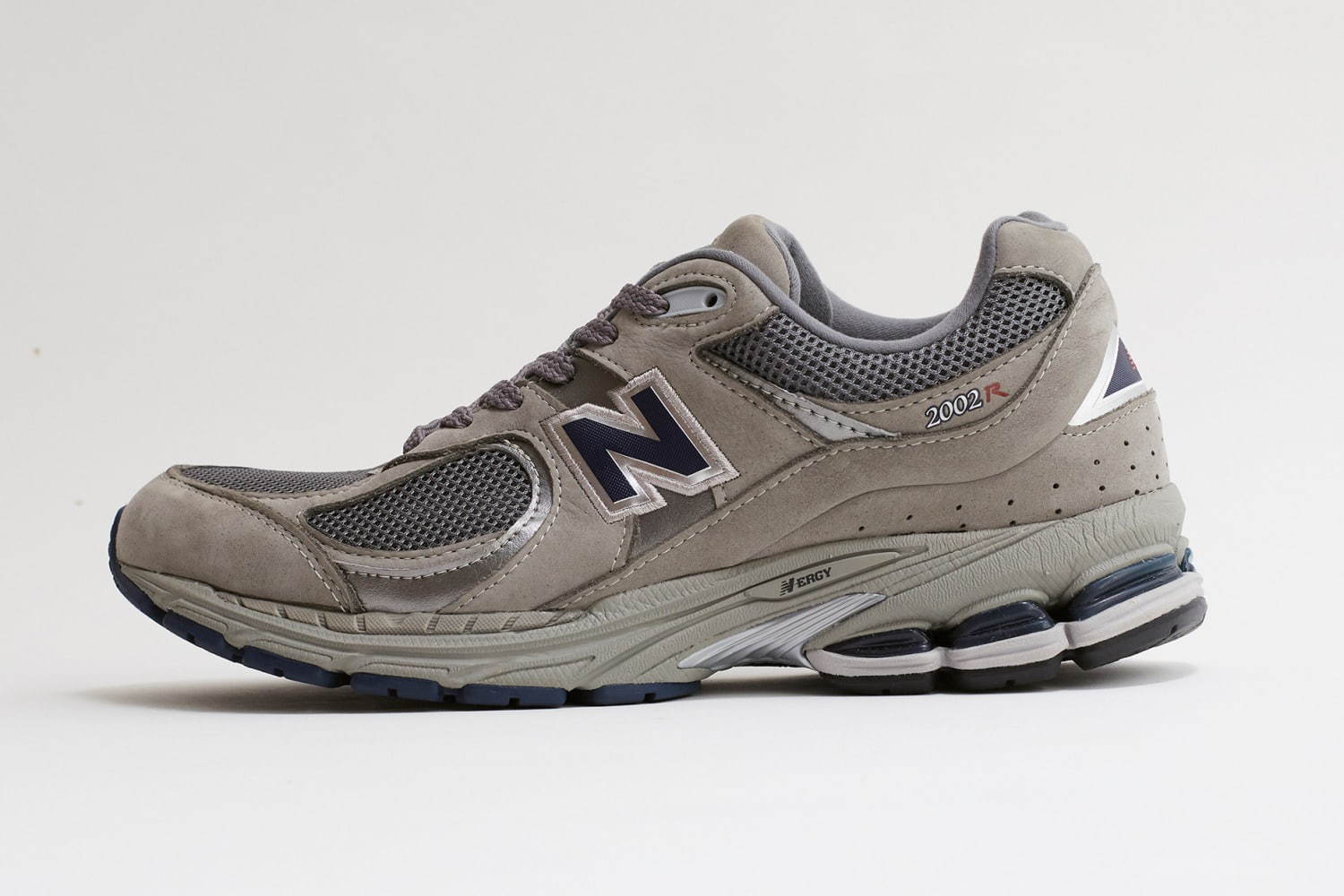 ニューバランス(New Balance) 2002｜写真1