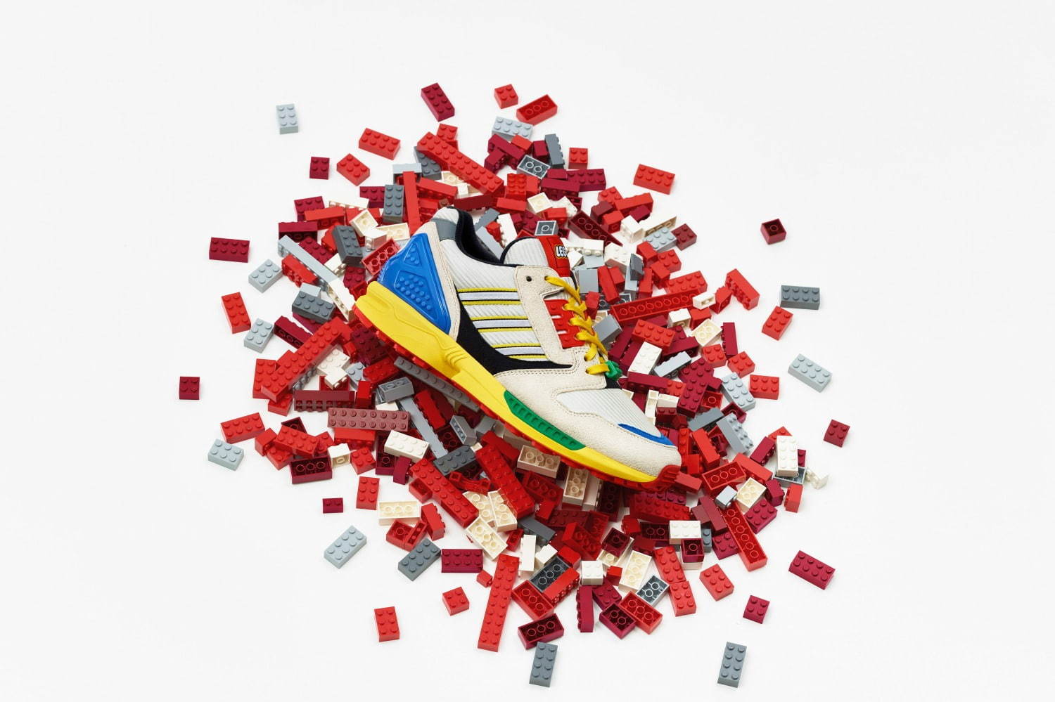 アディダス オリジナルス(adidas Originals) ZX 8000 LEGO｜写真1