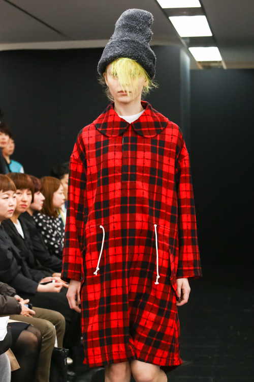 トリコ ・コム デ ギャルソン(trict COMME des GARÇONS) 2013-14年秋冬ウィメンズコレクション  - 写真29