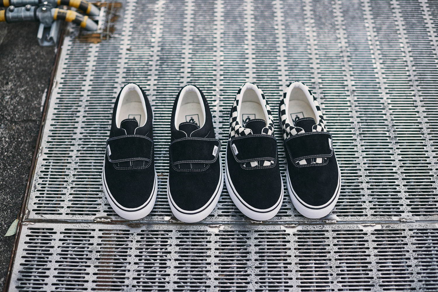 VANSから"ベルクロのワンベルト"が存在感を放つモノトーンカラーの限定スニーカー｜写真3