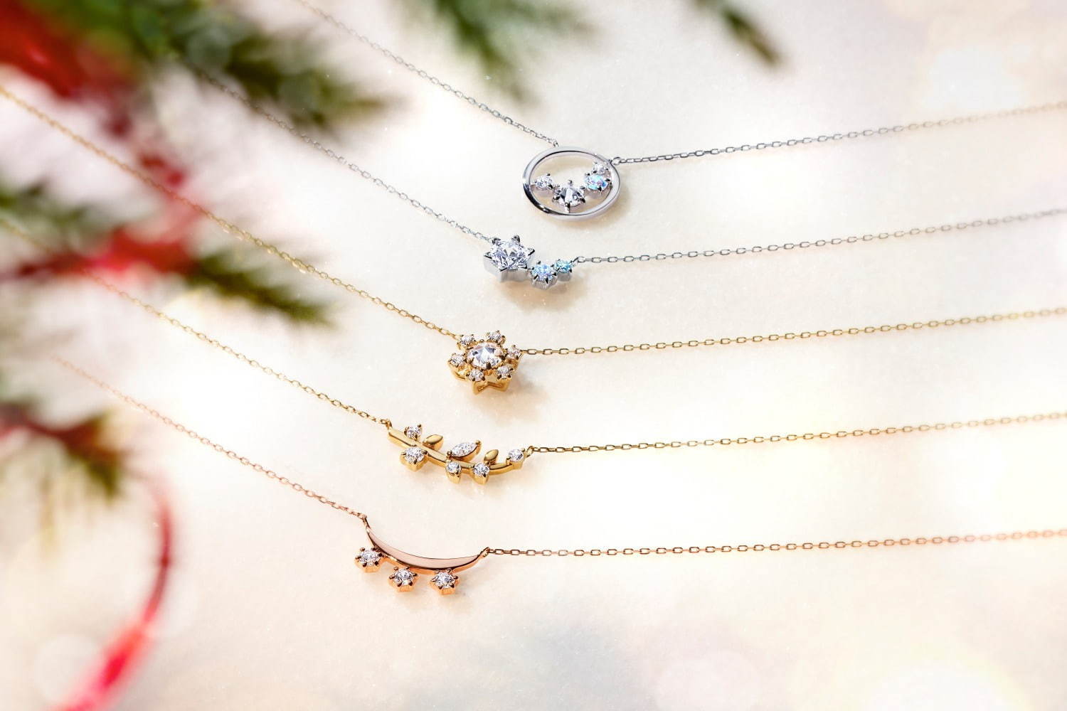 左から)K10WG Necklace/ CZ 20,000円＋税
K10WG Necklace/ CZ 19,000円＋税
K10YG Necklace/ CZ 19,000円＋税
K10YG Necklace/ CZ 19,000円＋税
K10PG Necklace/ CZ 19,000円＋税