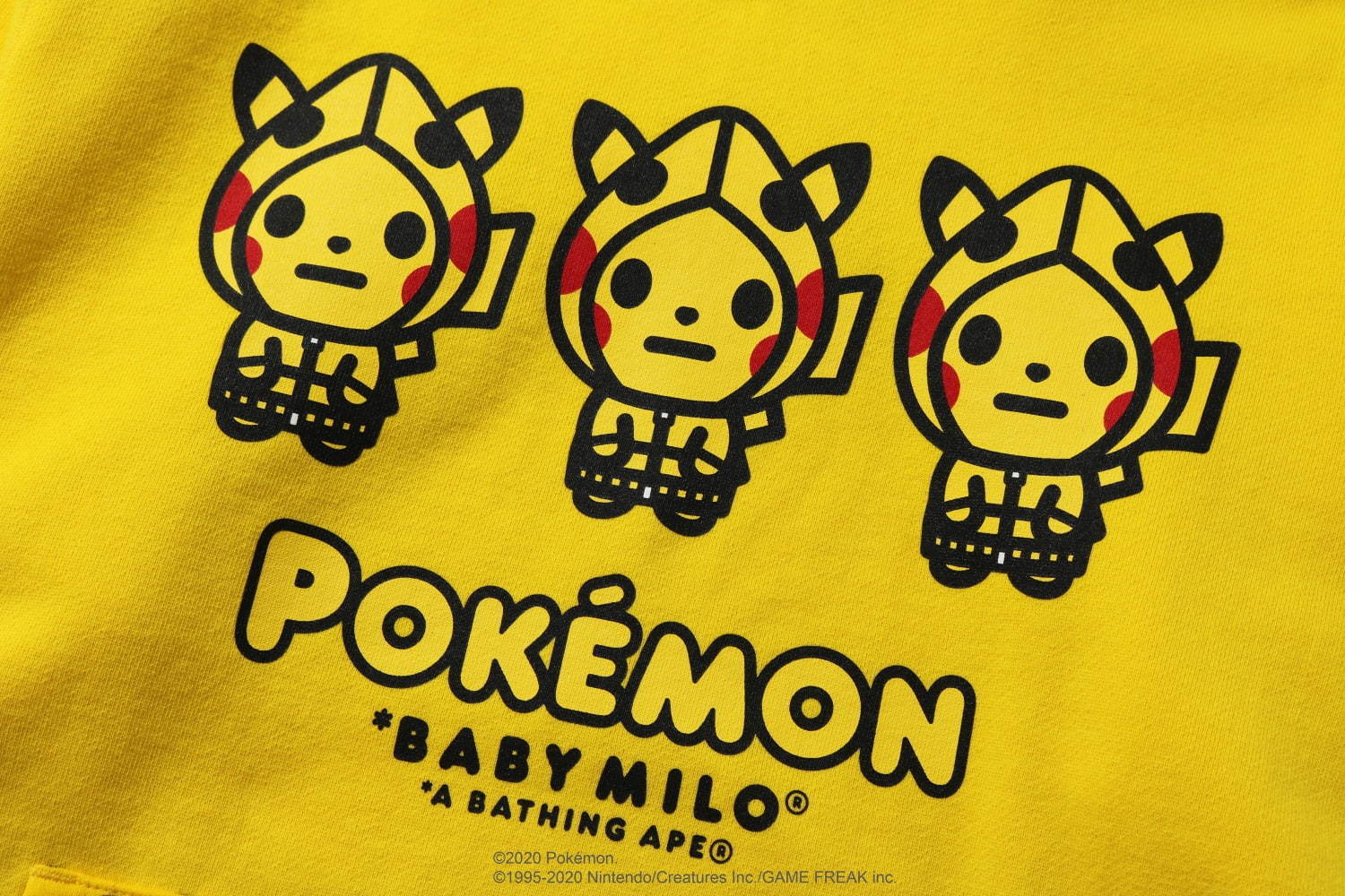 ポケモン×ア ベイシング エイプ、ベイビーマイロ風ポケモンTシャツやピカチュウの耳付きフーディー｜写真48