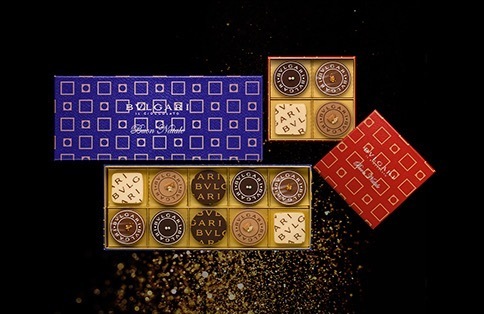 ブルガリ イル・チョコラートのクリスマス限定チョコレートボックス、スパイス香るビターチョコなど｜写真1