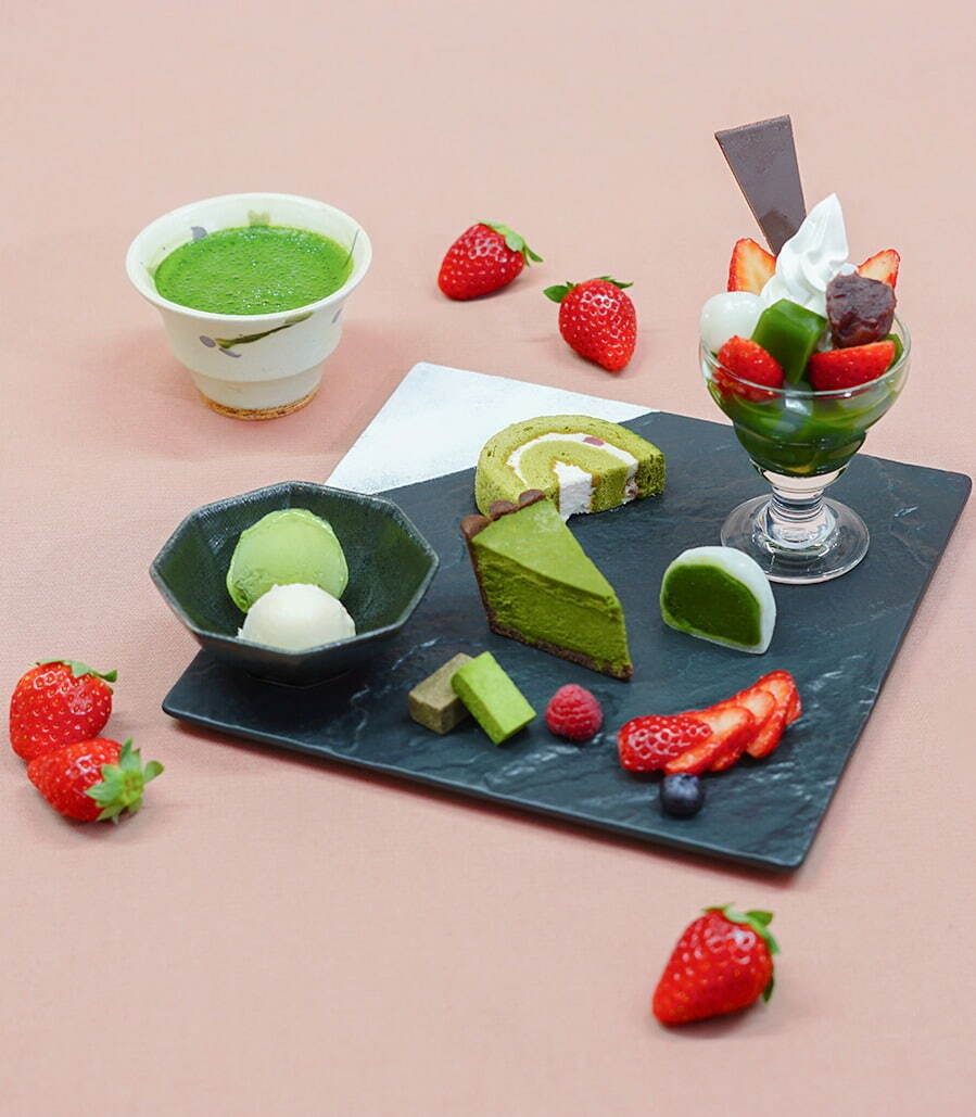 いちご抹茶スイーツプレート 単品 1,690円、お茶セット 1,990円