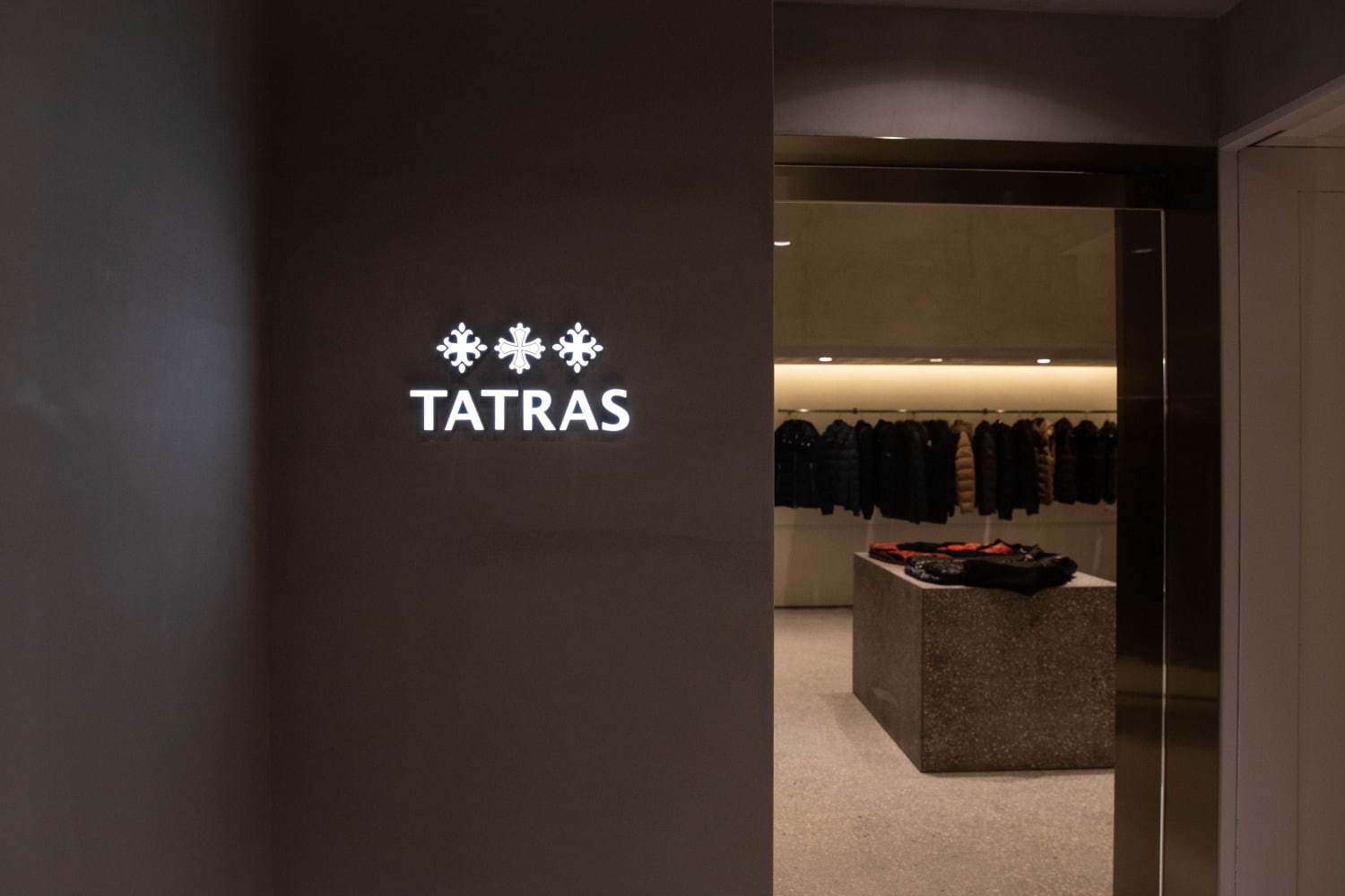 タトラス(TATRAS) タトラス コンセプトストア｜写真9