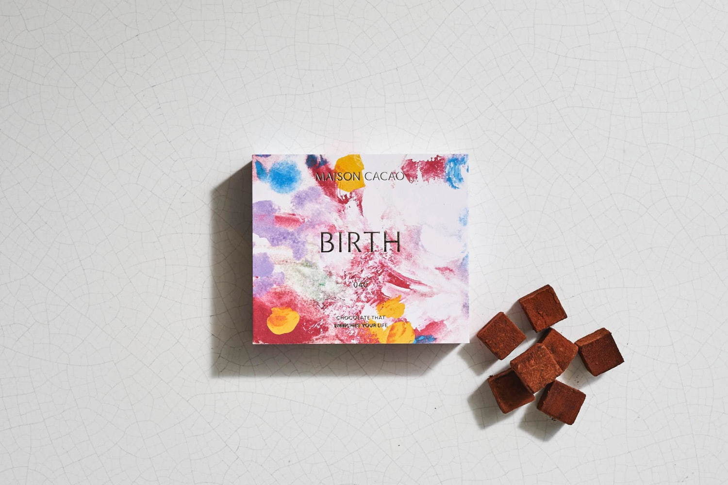 「BIRTH」(シャンパン) 2,400円＋税