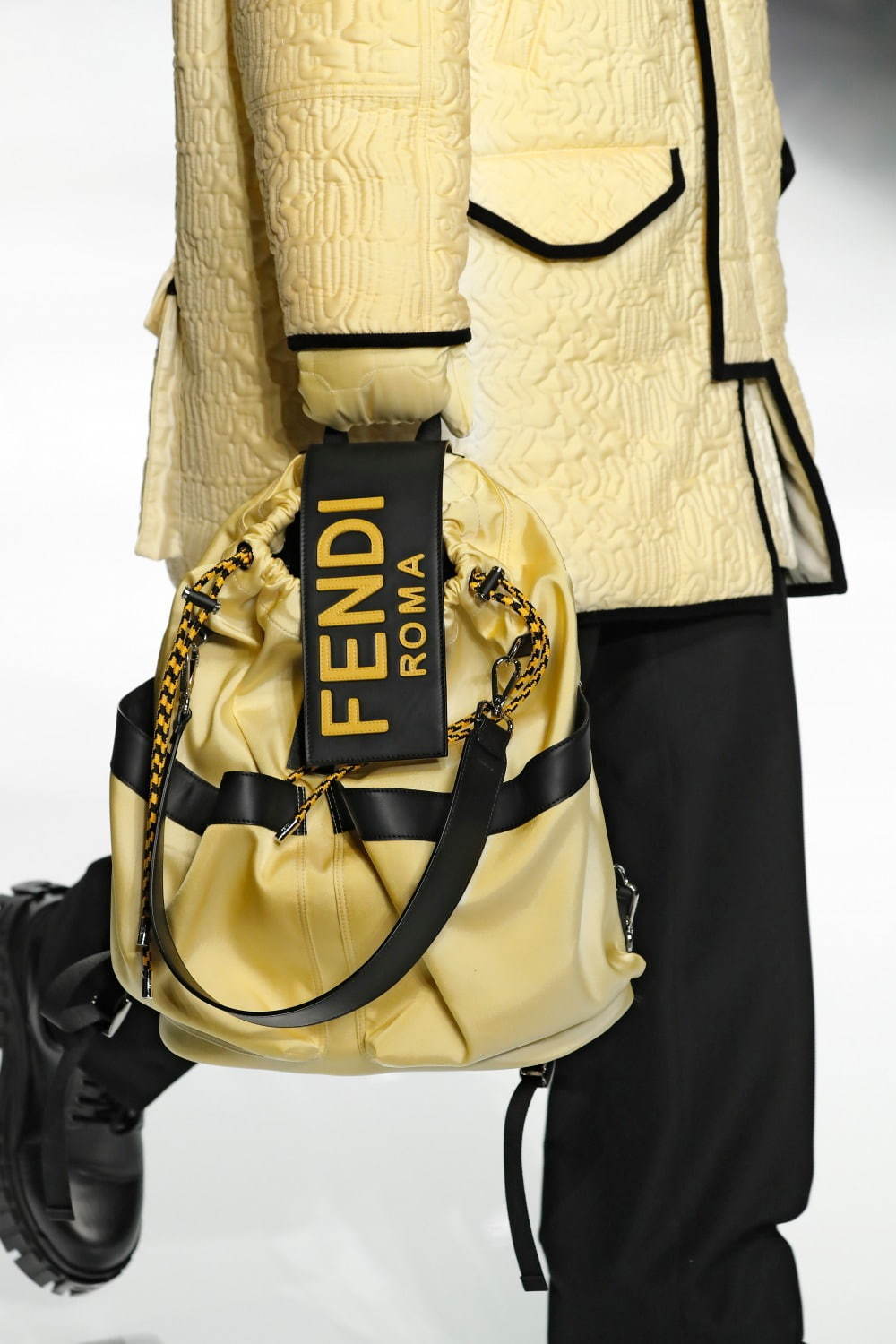 フェンディ(FENDI), アンリアレイジ(ANREALAGE) ピーカブー｜写真14