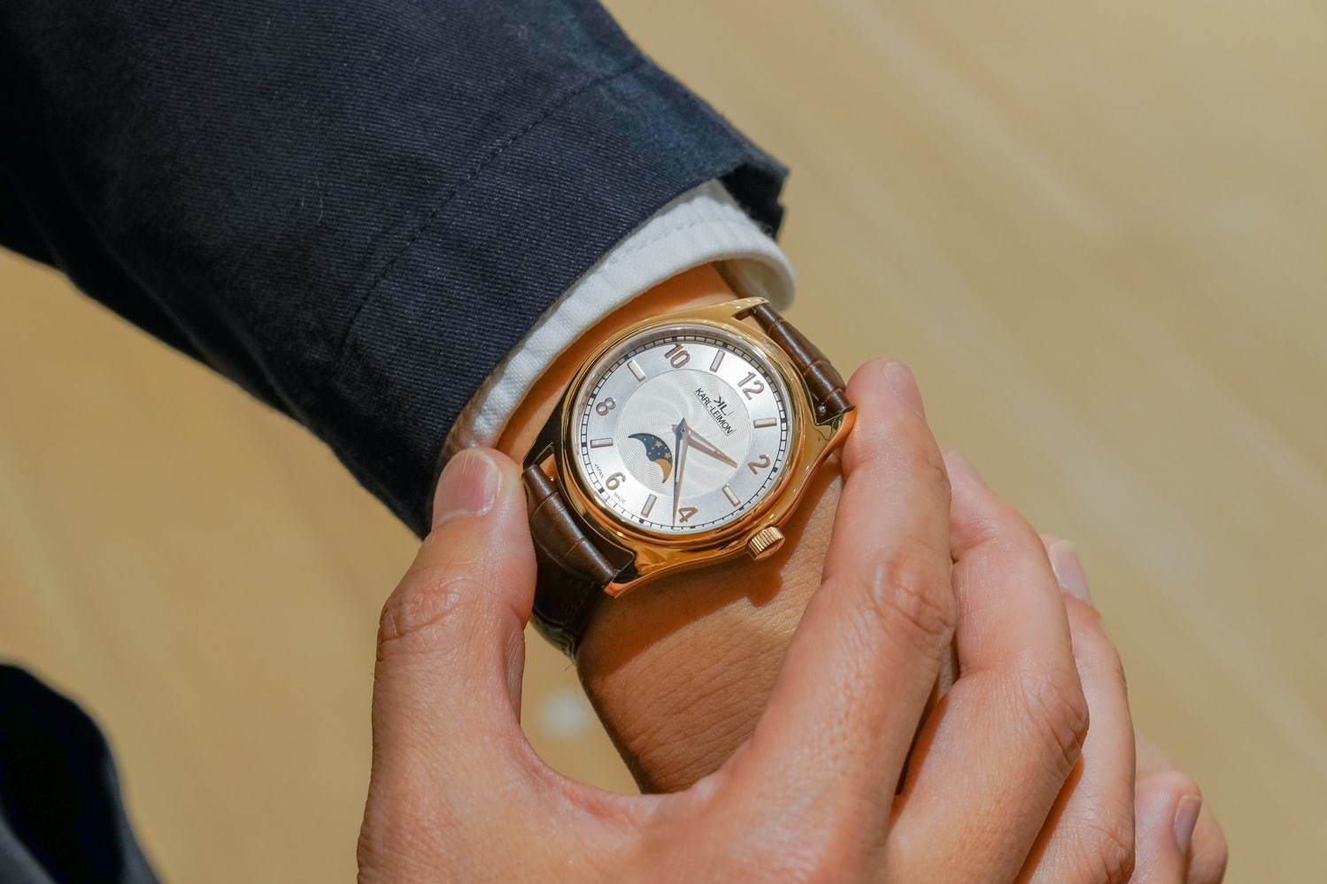 CLASSIC SIMPLICITY Gold with White Dial 32,500円＋税