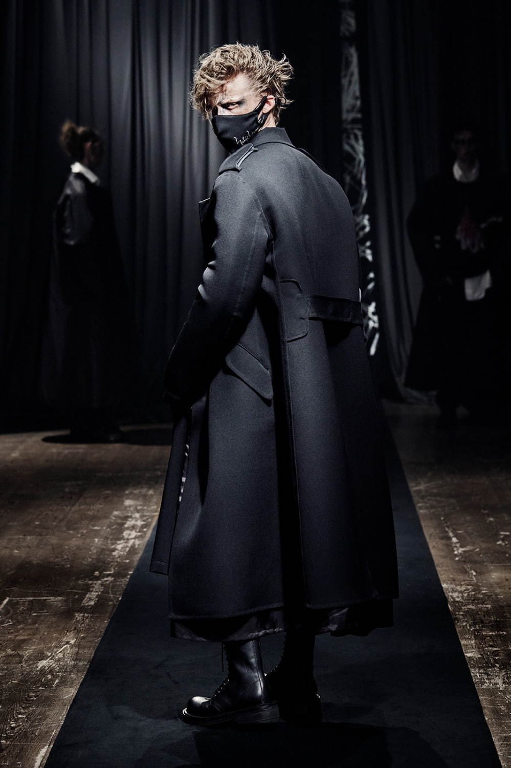 ヨウジヤマモト(Yohji Yamamoto) 2021-22年秋冬メンズコレクション  - 写真56