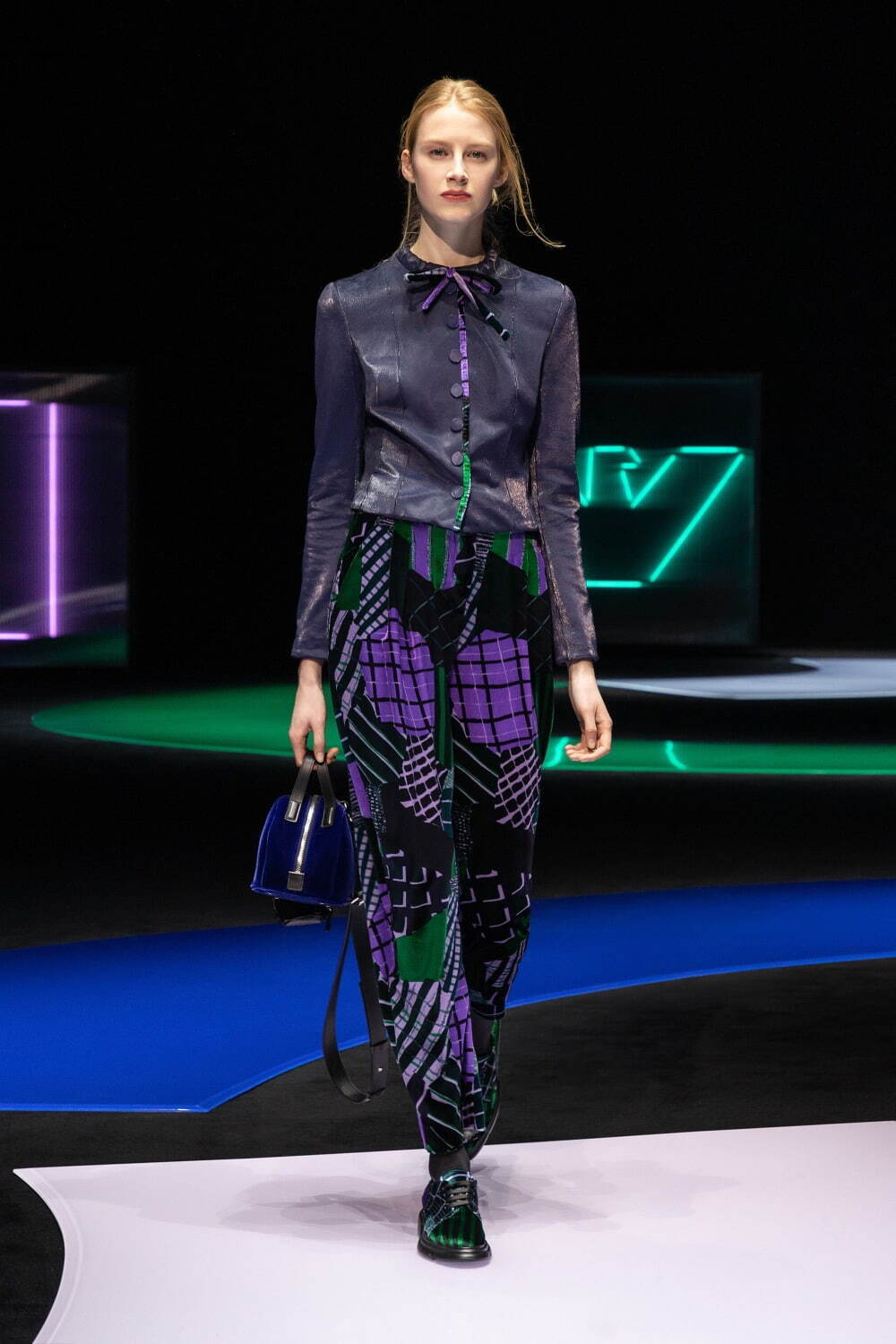 エンポリオ アルマーニ(EMPORIO ARMANI) 2021-22年秋冬ウィメンズコレクション  - 写真33