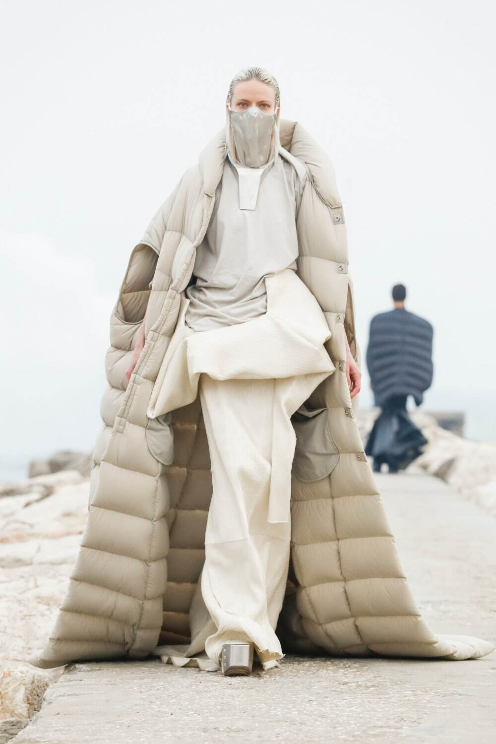 リック・オウエンス(Rick Owens) 2021-22年秋冬ウィメンズコレクション  - 写真2