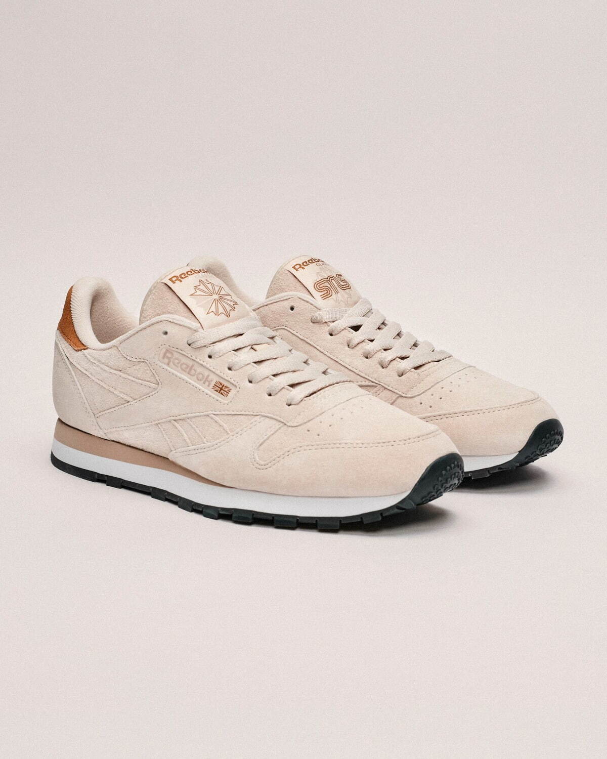 SNS×Reebok Classic Leather 14,000円＋税