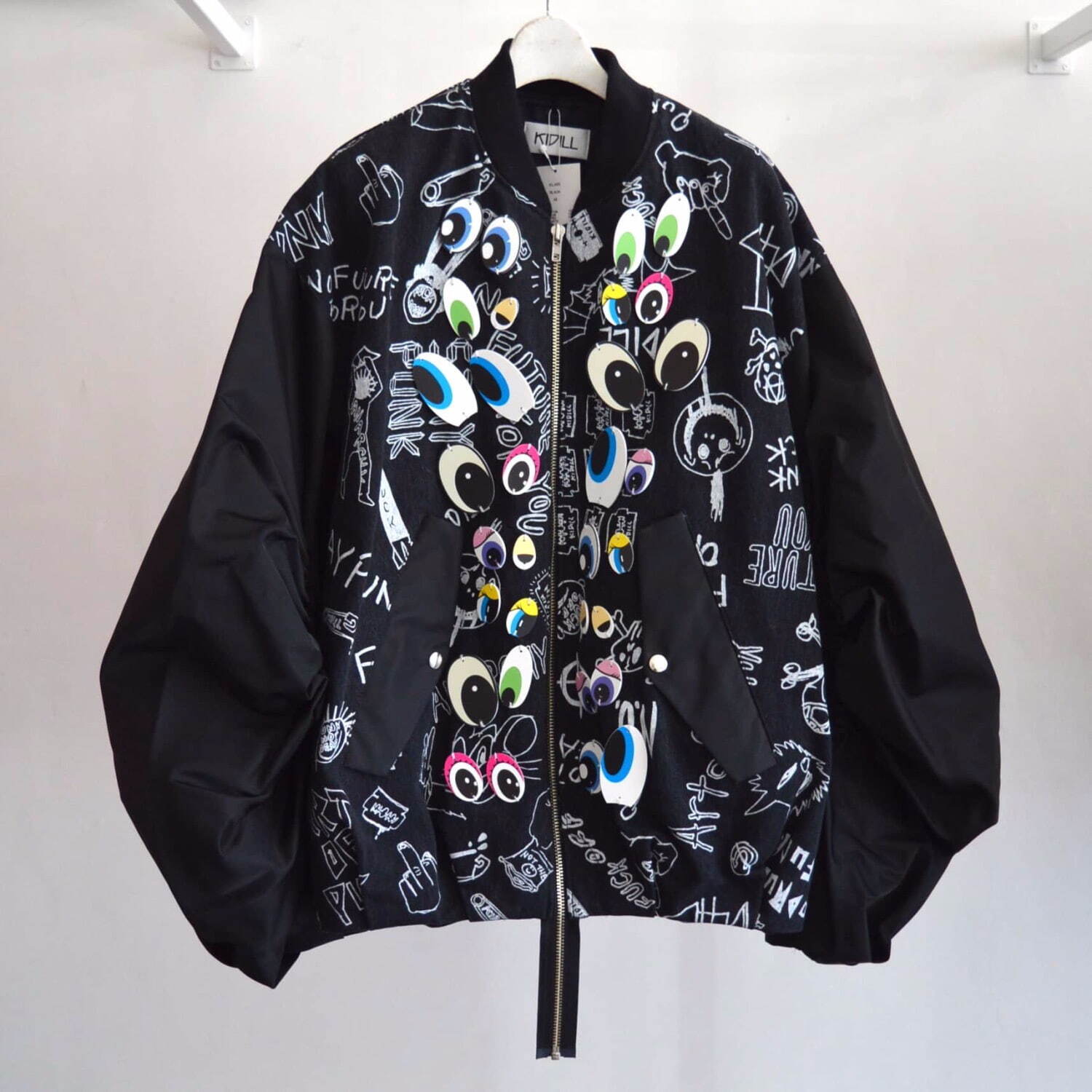 キディル「Dolls Eye MA-1 Jacket」123,200円