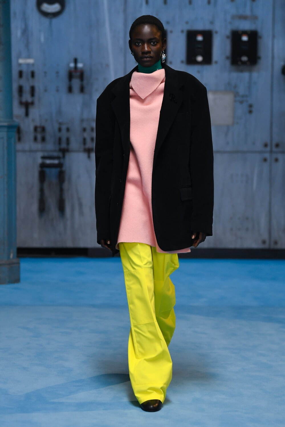 ラフ シモンズ(RAF SIMONS) 2021-22年秋冬ウィメンズ&メンズコレクション  - 写真25