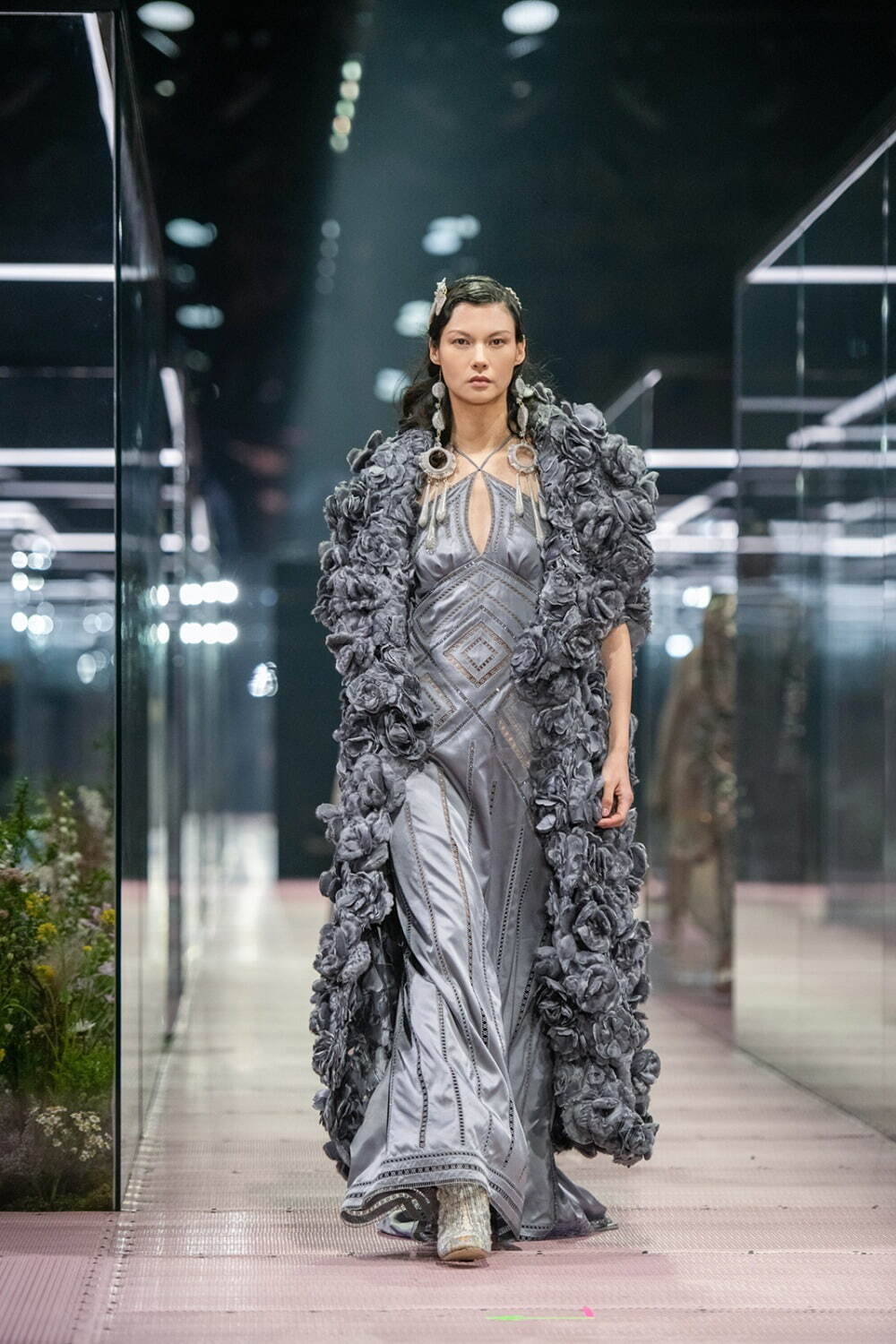 フェンディ オートクチュール(FENDI Haute Couture) 2021年春夏ウィメンズコレクション  - 写真14