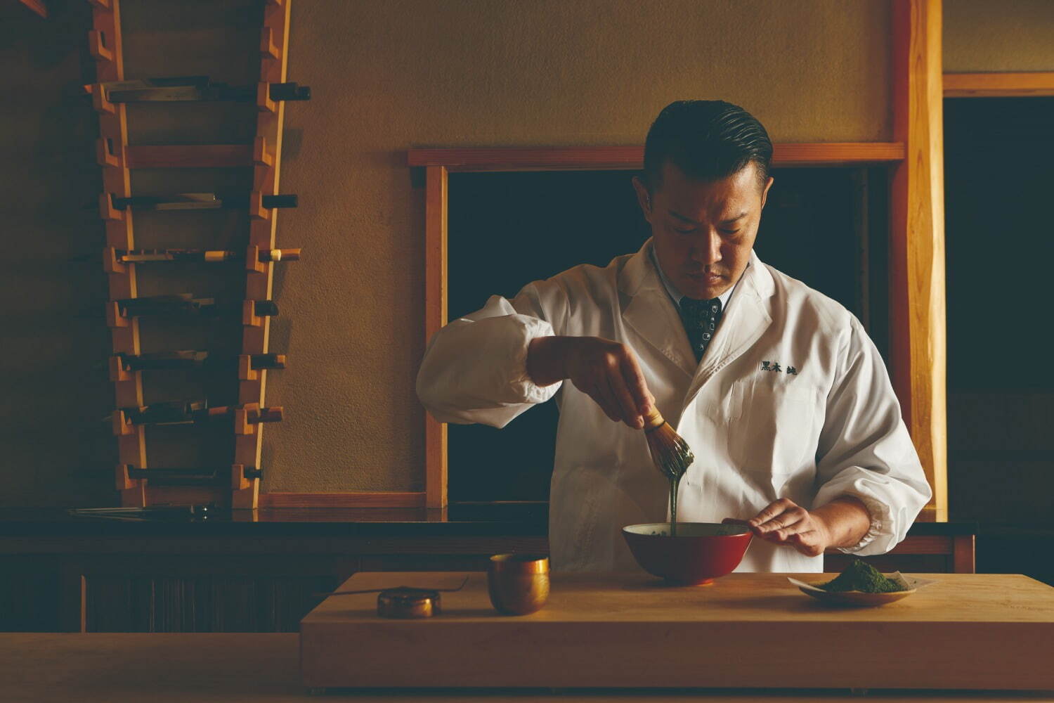 高級食パン専門店 銀座に志かわ×日本料理のくろぎ、水にこだわる高級食パンのための「抹茶みつ」販売｜写真10