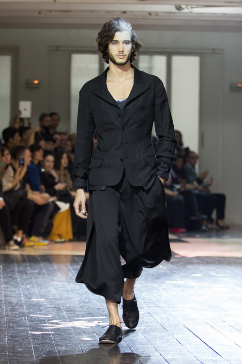 ヨウジヤマモト(Yohji Yamamoto) 2014年春夏メンズコレクション  - 写真2