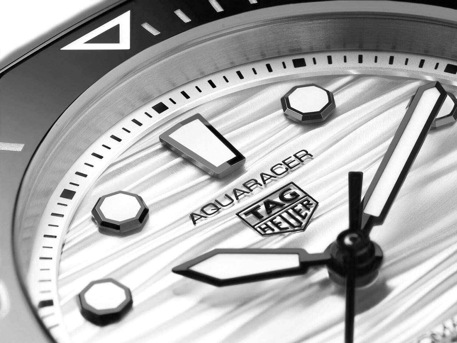 タグ・ホイヤー(TAG Heuer) アクアレーサー｜写真31