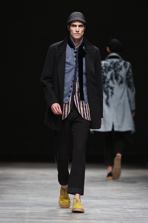 アン ドゥムルメステール(ANN DEMEULEMEESTER) 2014年春夏メンズコレクション  - 写真38