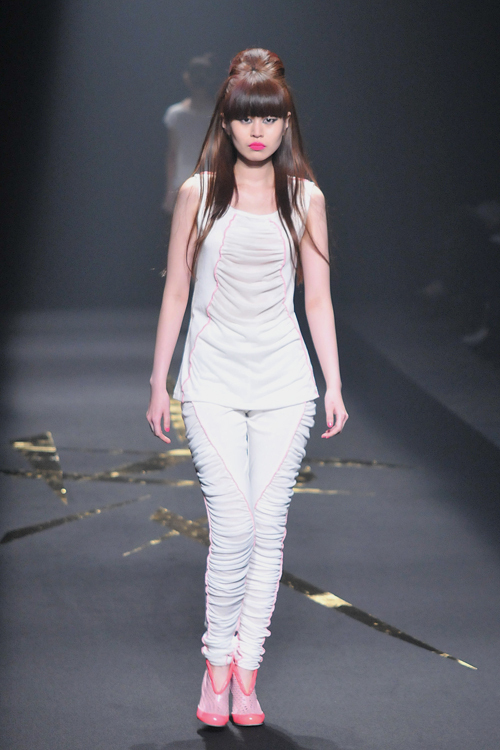 フィベリー 2010年春夏<span>コレクション</span> - 写真5