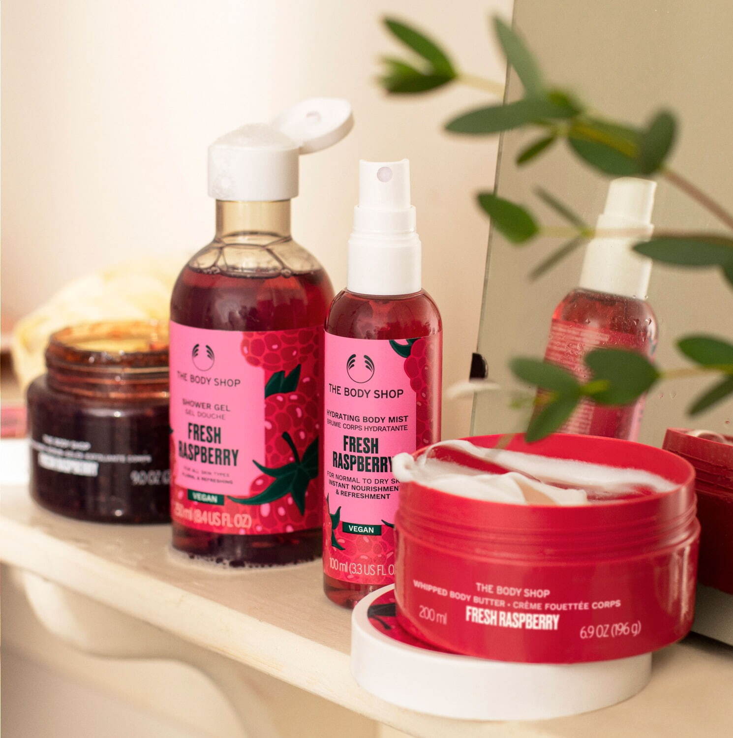 ザボディショップ(THE BODY SHOP) デイジーとラズベリー｜写真1