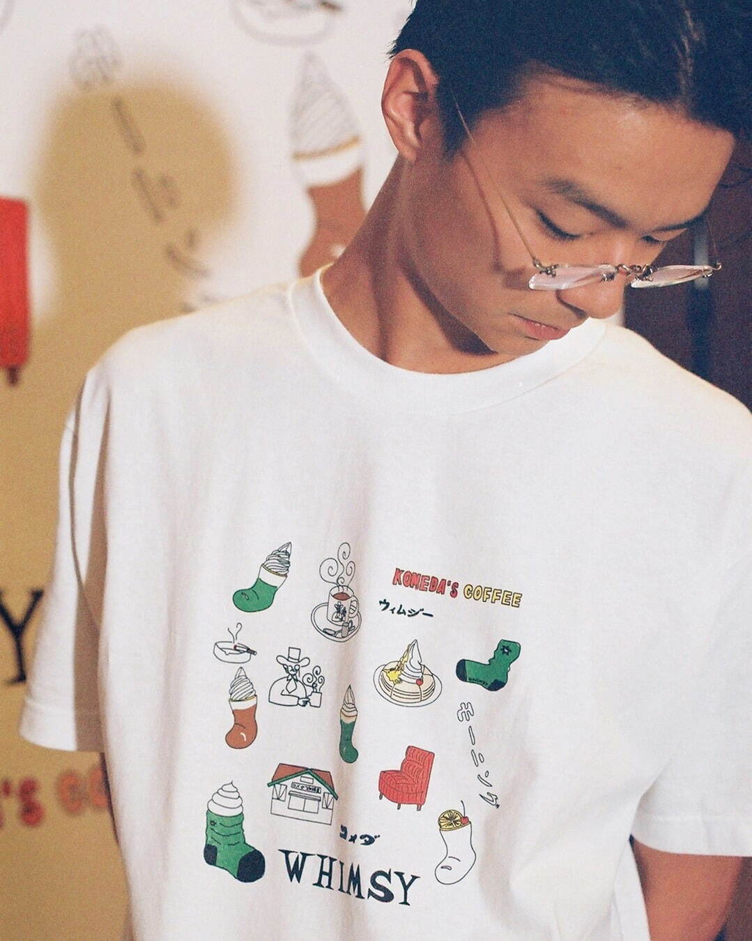 ビームス T×コメダ珈琲店×ウィムジー ソックス、シロノワール＆クリームソーダグラス柄Tシャツなど｜写真18