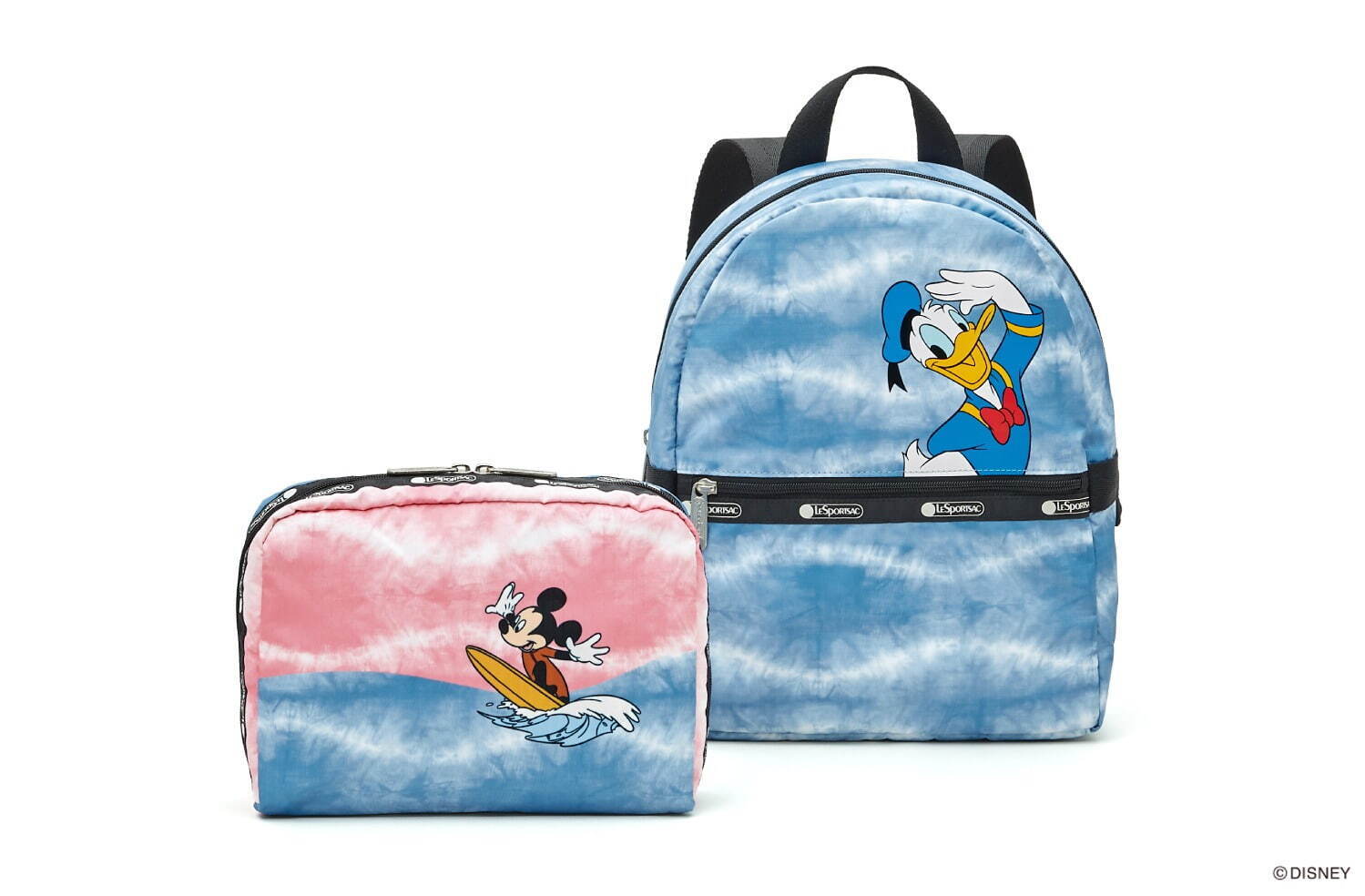 左から)Disney Surfs Up エキストラ ラージ レクタングラー コスメティック H16×W22×D6cm 8,800円(税込)、 Lookout Donald スモール キャリアー バックパック H30×W23×D10cm 18,700円(税込)