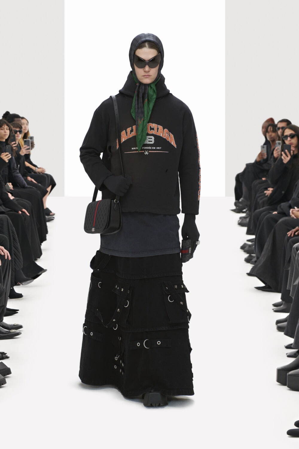 バレンシアガ(BALENCIAGA) 2022年春ウィメンズ&メンズコレクション  - 写真26