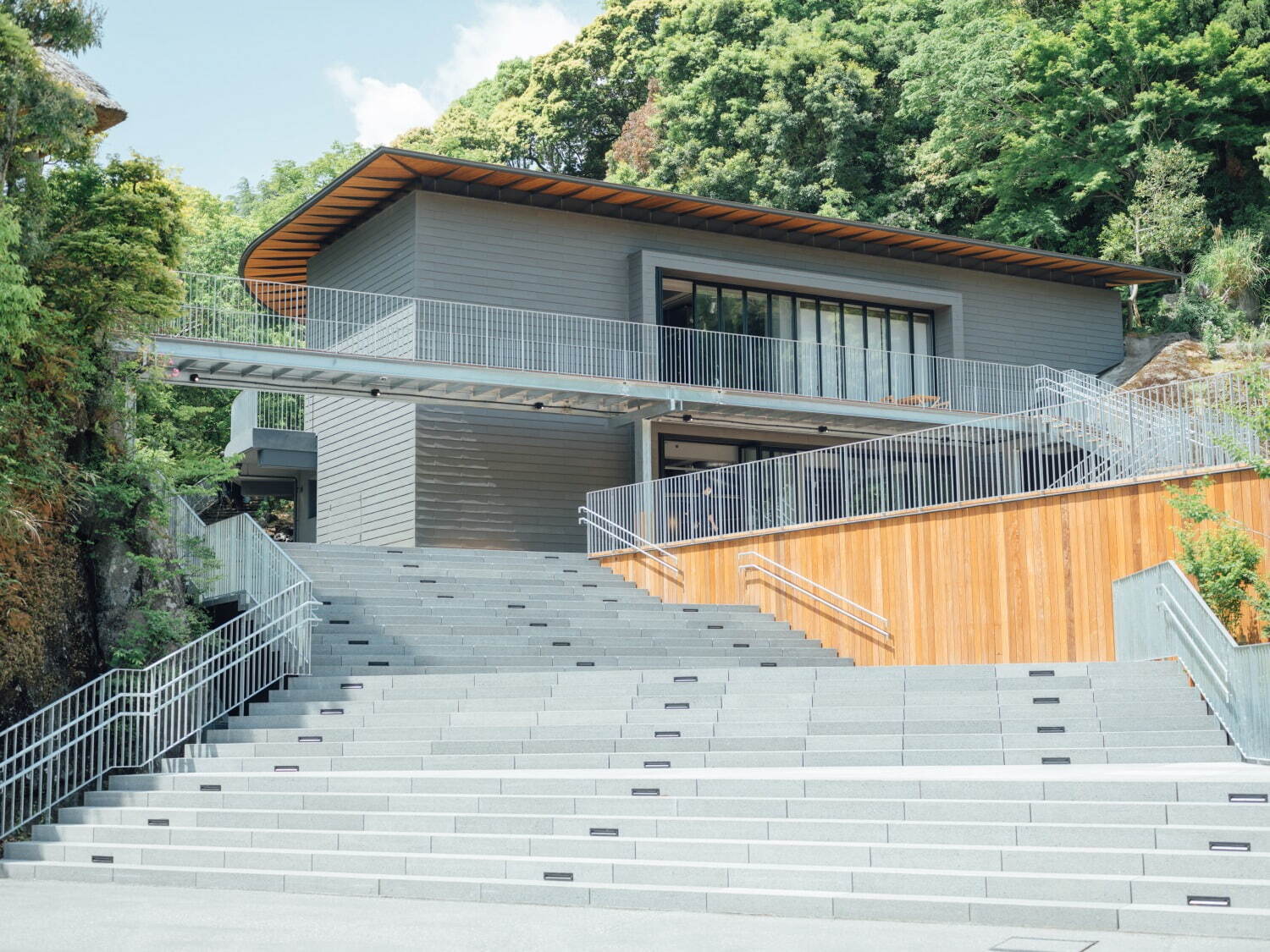 “温泉と食と本”のリトリート施設「湯河原惣湯 Books and Retreat」神奈川・万葉公園に｜写真14