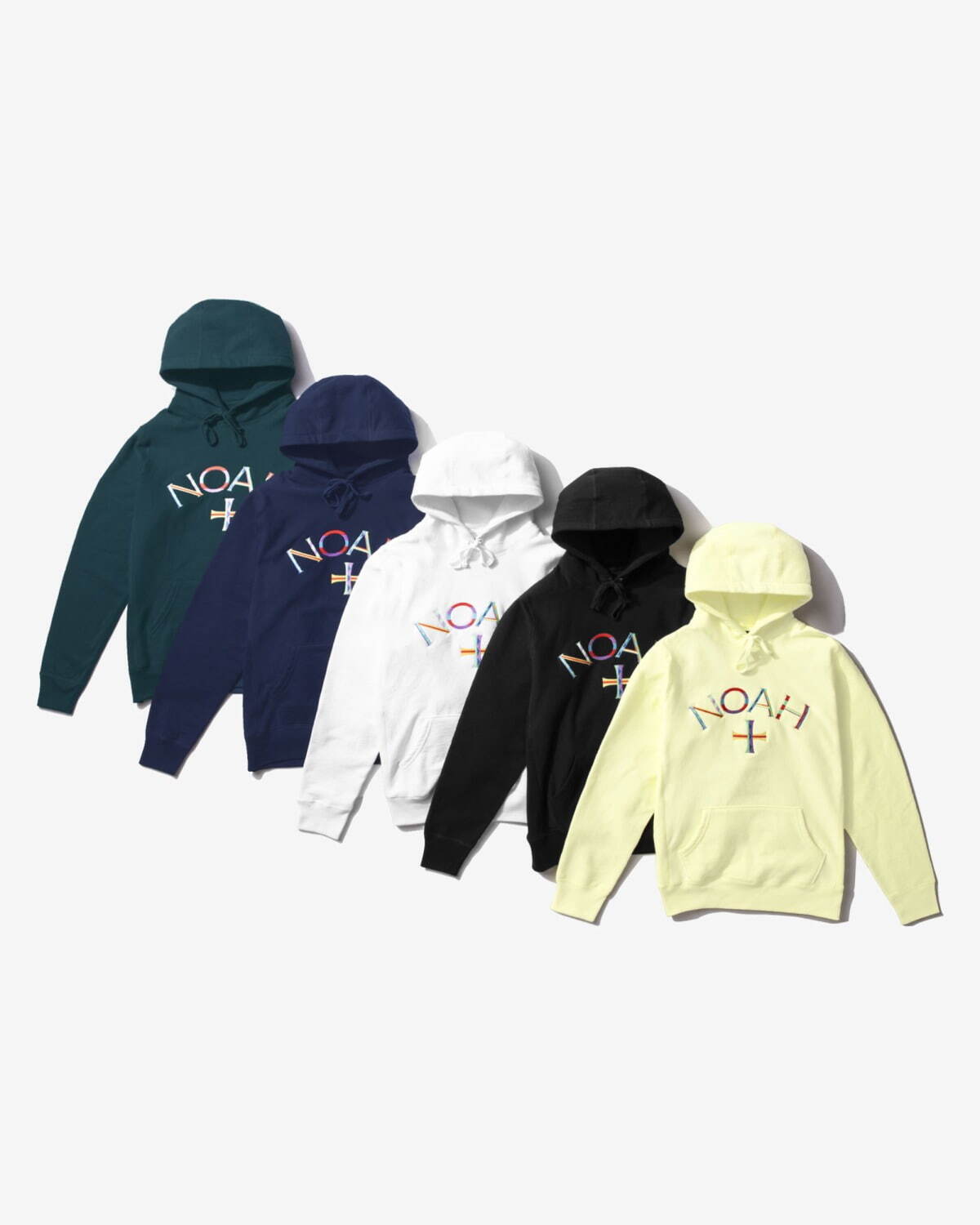 「Embroidered Core Logo」スウェットパーカー 16,280円