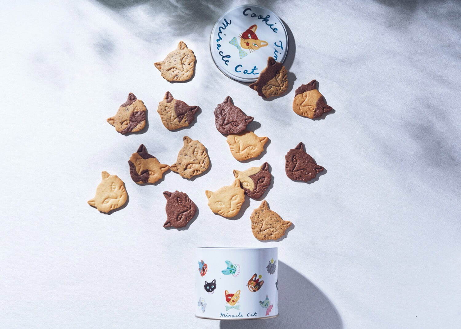 「Miracle Cat Cookie Tin」15枚入り(5種×各3枚) 2,400円