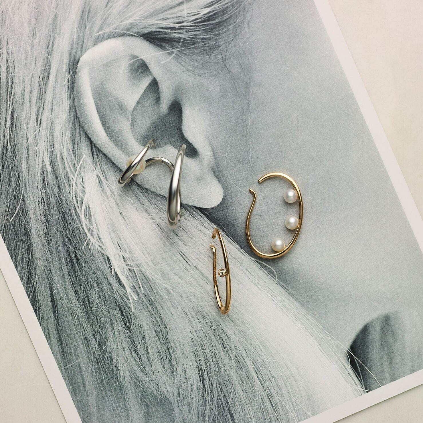 ＜EARRING CUFF＞
SV925(ロジウムフィニッシュ)パールイヤーカフ 14,300円 ※8月13日(金)発売予定
K10YG ダイヤモンドイヤーカフ 24,200円 ※発売中
K10YG パールイヤーカフ 24,200円 ※発売中