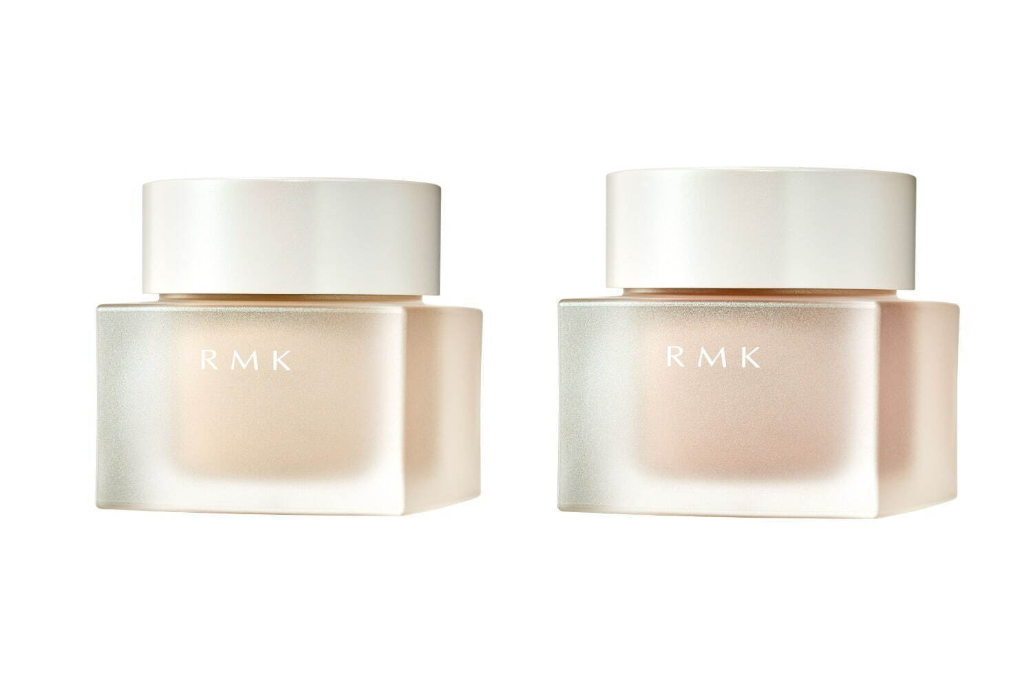 左から) RMK クリーミィファンデーション EX 102、201 SPF21・PA++ 各6,050円＜限定品＞