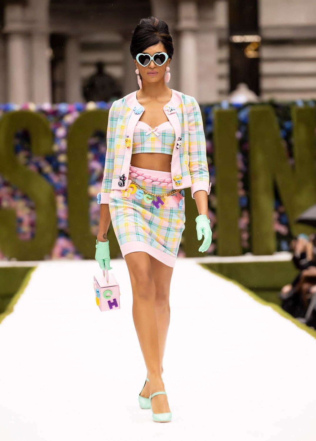 モスキーノ(MOSCHINO) 2022年春夏ウィメンズコレクション  - 写真4