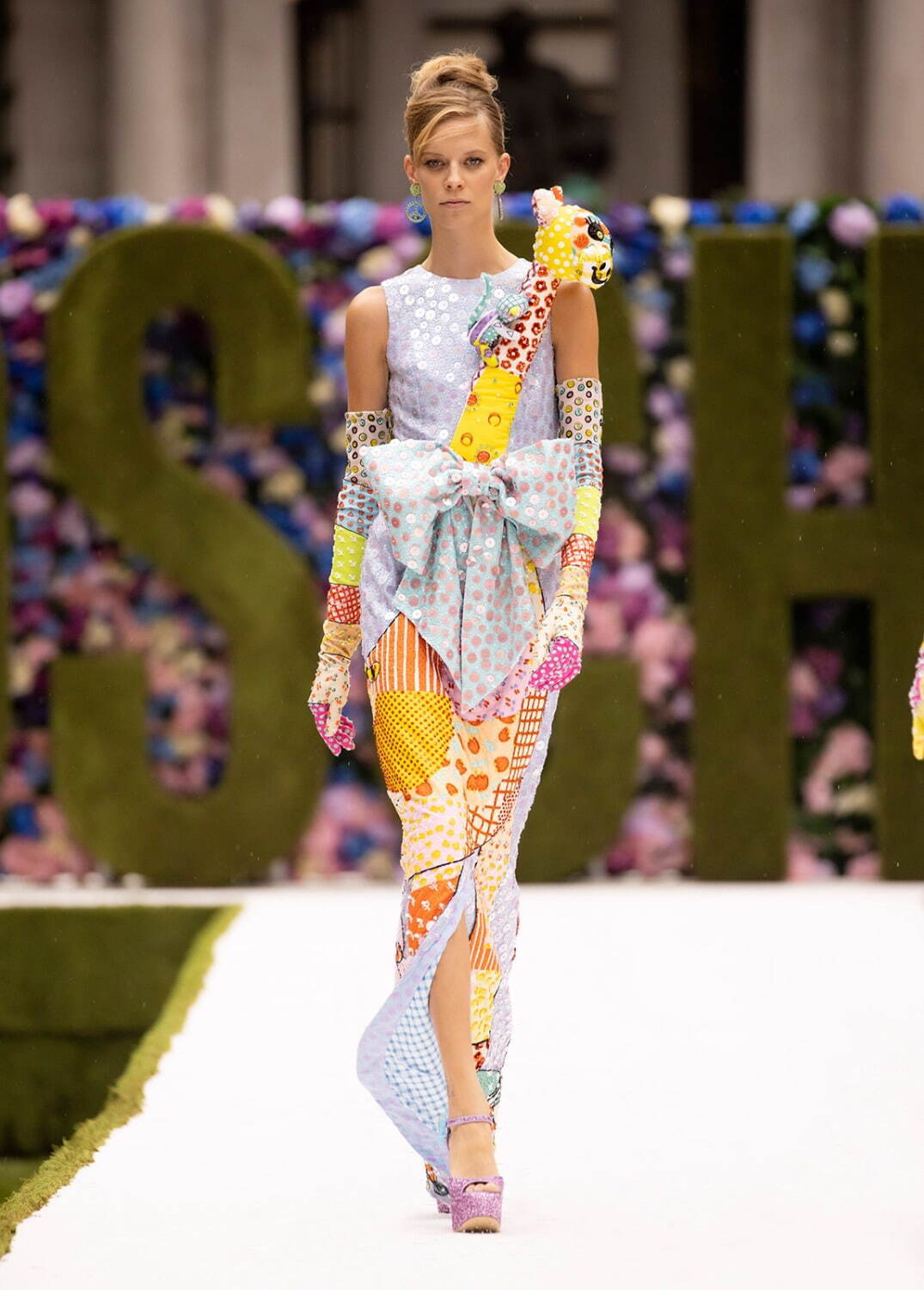 モスキーノ(MOSCHINO) 2022年春夏ウィメンズコレクション  - 写真46