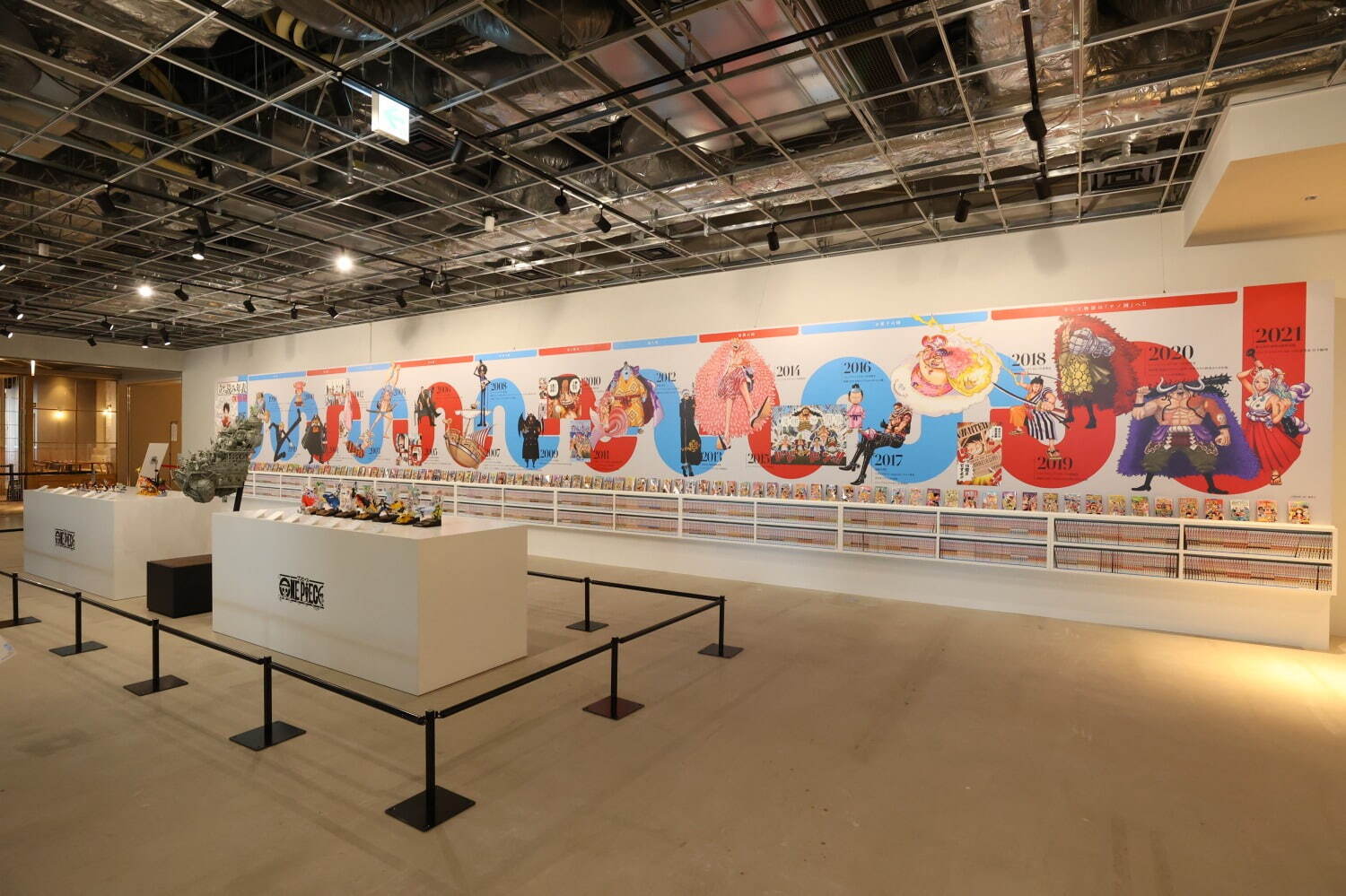 『ONE PIECE』100巻記念、巨大展示「超巨“大海賊百景”」＆「100巻立ち読み図書館」竹芝で｜写真8