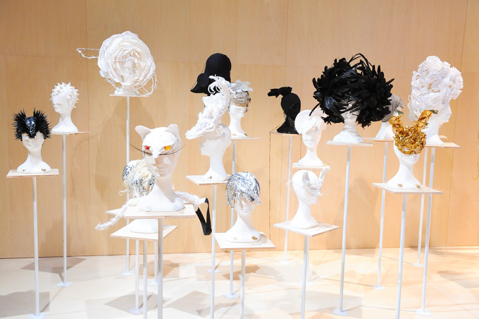 ジュンヤ ワタナベ(JUNYA WATANABE), アンダーカバー(UNDERCOVER) 100 HEADPIECES｜写真3