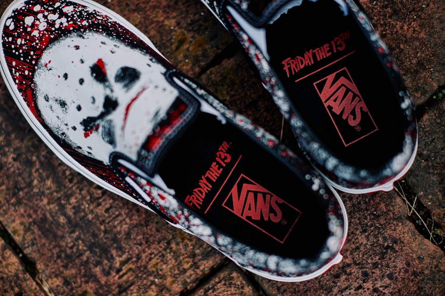 ヴァンズ(VANS) IT／イット シャイニング｜写真13