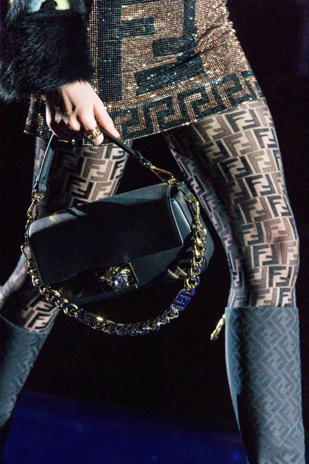 フェンディ(FENDI), ヴェルサーチェ(VERSACE) フェンダーチェ｜写真75