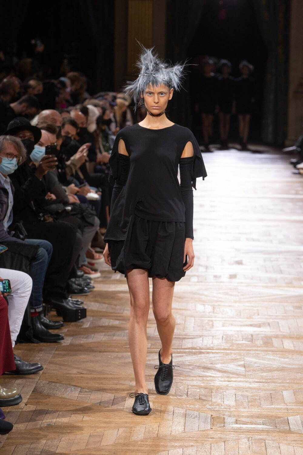 ヨウジヤマモト(Yohji Yamamoto) 2022年春夏ウィメンズコレクション  - 写真14