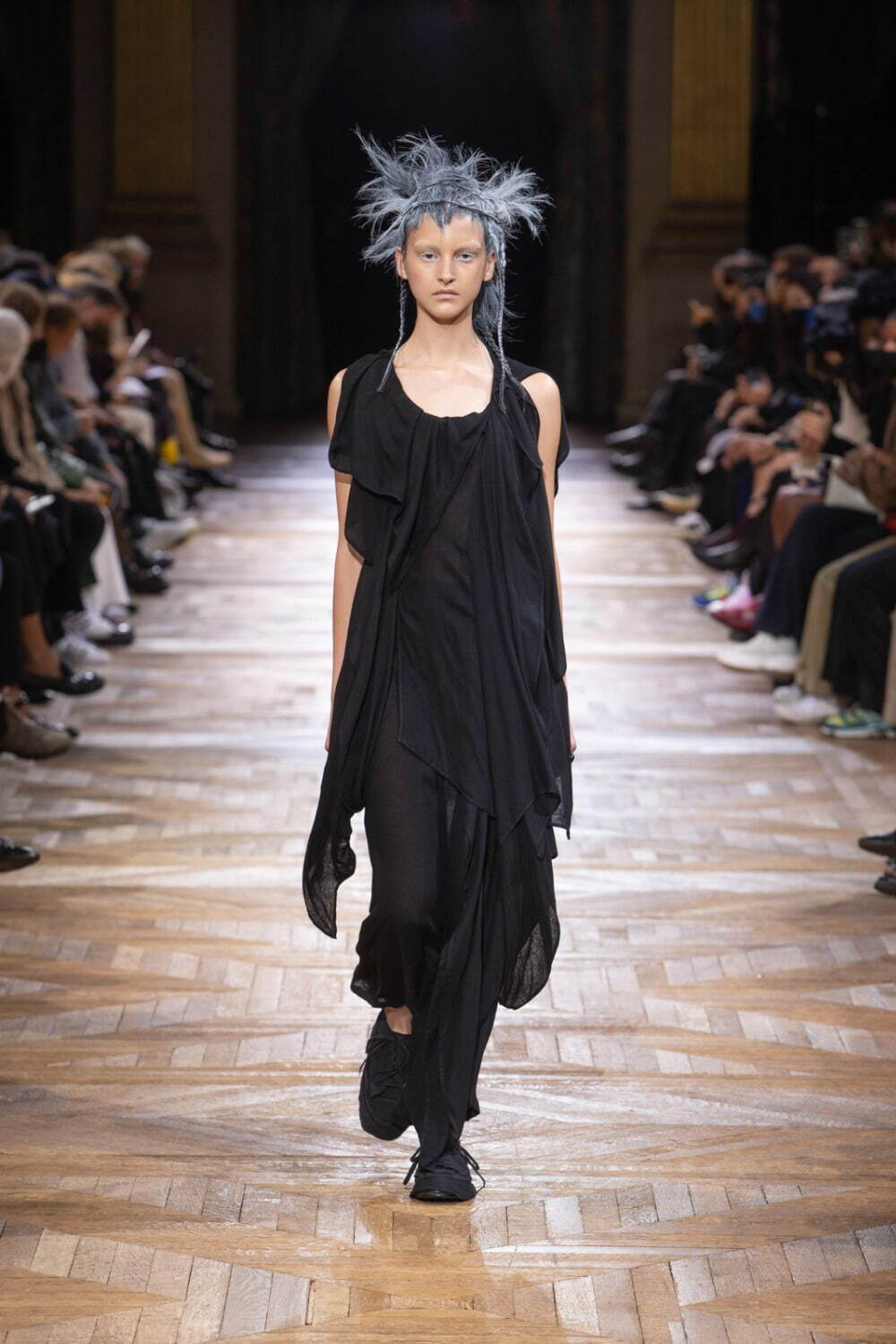 ヨウジヤマモト(Yohji Yamamoto) 2022年春夏ウィメンズコレクション  - 写真3